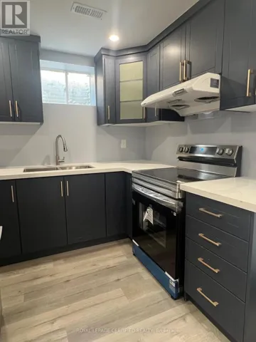 61 MINCING TRAIL, Brampton (Northwest Brampton), Ontario L7A4S9