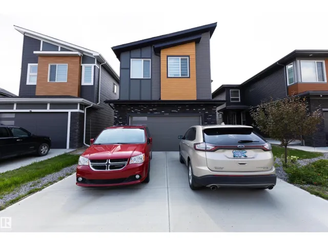 6907 173 AV NW, Edmonton, Alberta T5Z0W4