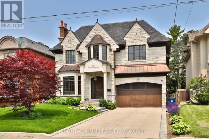 154 MUNRO BOULEVARD, Toronto (St. Andrew-Windfields), Ontario M2P1C8