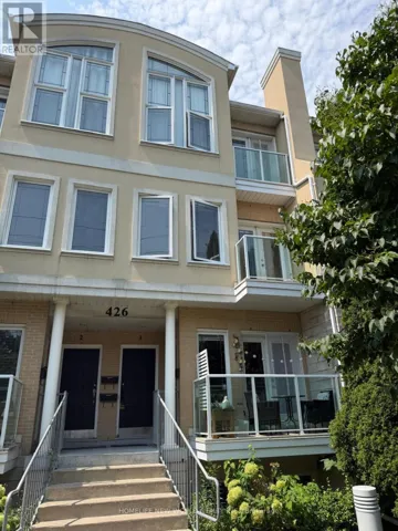 3 - 426 KENNETH AVENUE, Toronto (Willowdale East), Ontario M2N4W3
