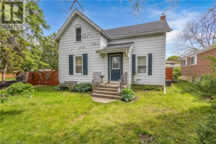 35 JAMES Avenue, Brantford, Ontario N3S6Y2