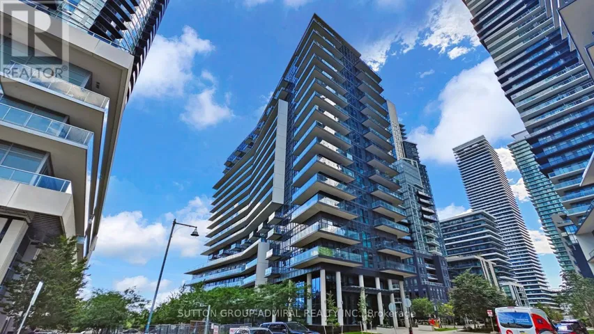 221 - 39 ANNIE CRAIG DRIVE, Toronto (Mimico), Ontario M8V0H1