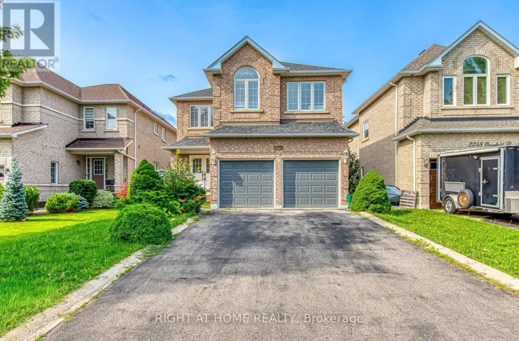 2244 OVERFIELD ROAD, Oakville (WT West Oak Trails), Ontario L6M3S8