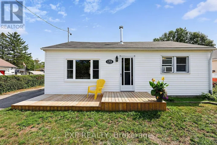 148 QUEEN STREET, Essa (Angus), Ontario L0M1B0