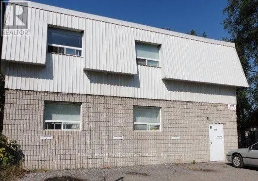 236 TIFFIN STREET, Barrie (400 North), Ontario L4N2N4