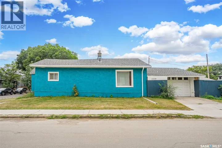 1539 B AVENUE N, Saskatoon, Saskatchewan S7L1G9