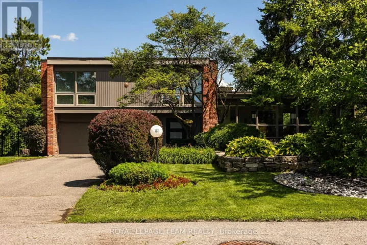 87 PENTLAND PLACE, Ottawa, Ontario K2K1V9