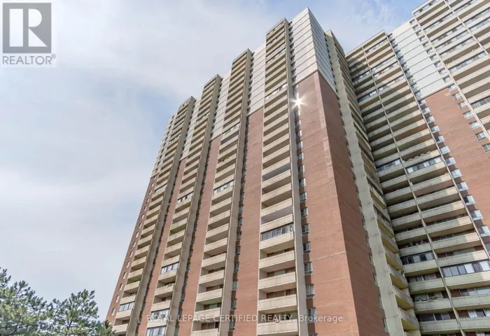 1208 - 1 MASSEY SQUARE, Toronto (Crescent Town), Ontario M4C5L4