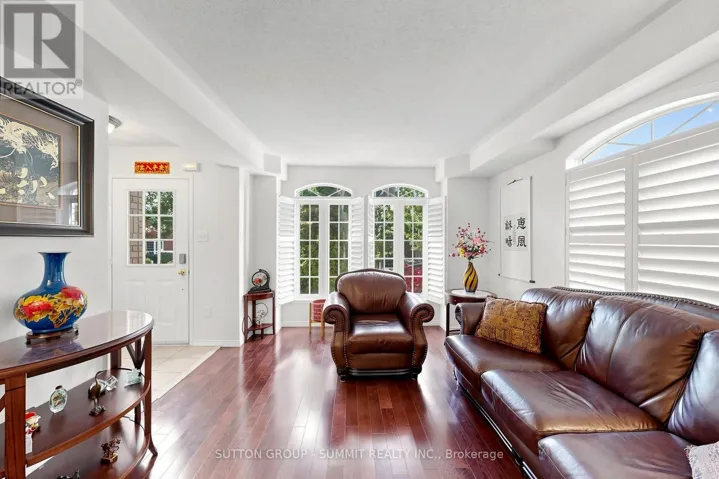 141 GATWICK DRIVE, Oakville (RO River Oaks), Ontario L6H6T7