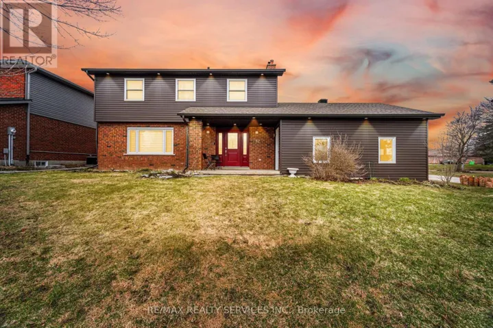 12 PINE STREET, Erin, Ontario N0B1T0