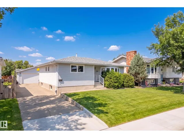 17312 105 ST NW, Edmonton, Alberta T5X3H4
