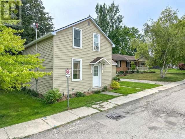 51 SIDE STREET, Huron East (Seaforth), Ontario N0K1W0