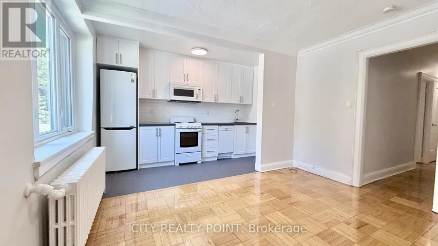 218 - 396 AVENUE ROAD, Toronto (Casa Loma), Ontario M4V2H4