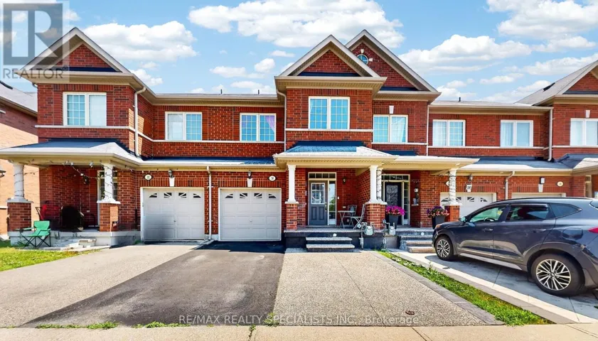 30 PENDULUM CIRCLE, Brampton (Sandringham-Wellington), Ontario L6R3N6