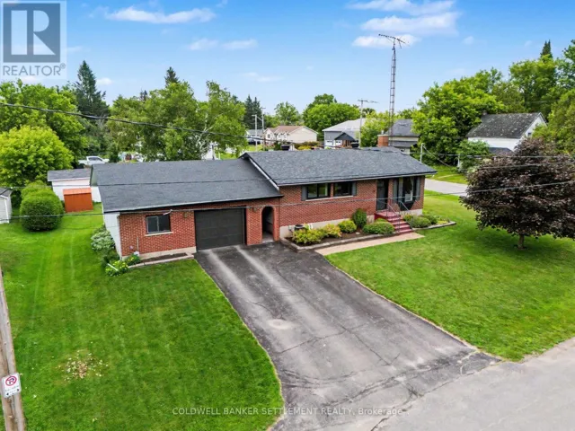 14 BAYNES STREET, Perth, Ontario K7H1R1