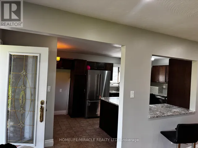 920 WILLOWDALE AVENUE, Oshawa (Donevan), Ontario L1H1W2
