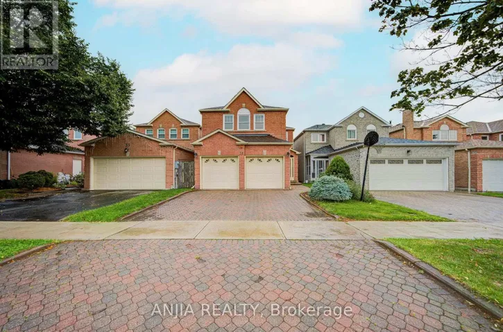 31 SHALLOWFORD COURT, Toronto (Milliken), Ontario M1V5G6