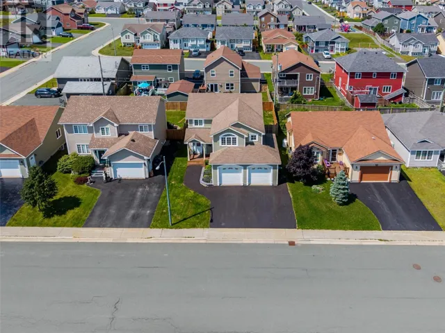 33 Castle Bridge Drive, St. John's, Newfoundland & Labrador A1H0C7