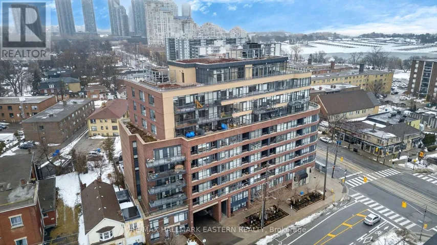 TH3 - 11 SUPERIOR AVENUE, Toronto (Mimico), Ontario M8V0A7