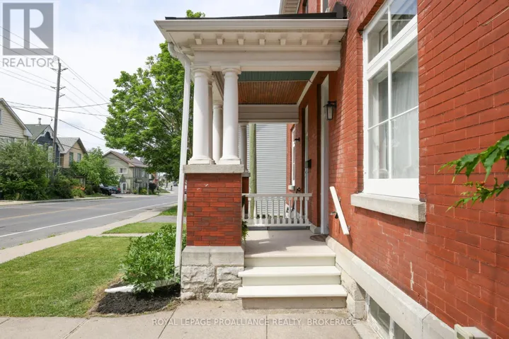 181 MONTREAL STREET, Kingston (East of Sir John A. Blvd), Ontario K7K3G3