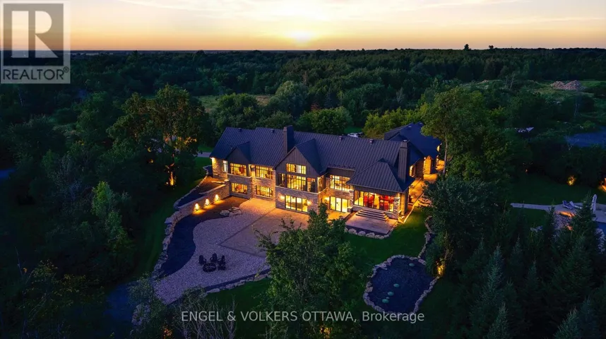 1547 JOHN QUINN ROAD, Ottawa, Ontario K4P1J7