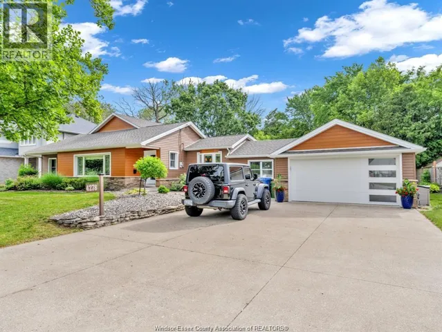 4278 CASGRAIN DRIVE, Windsor, Ontario N9G2B2