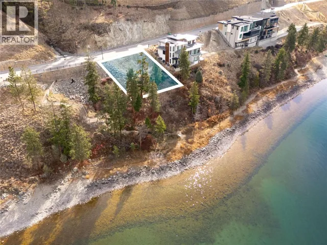 3504 Arrowroot Drive, Kelowna, British Columbia V1V3G2