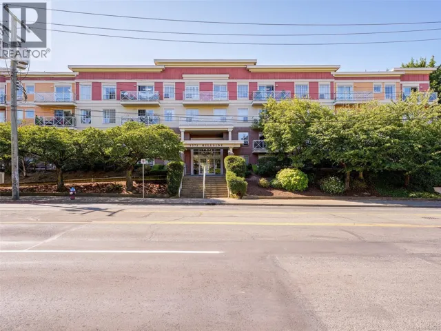 109 1371 Hillside Ave, Victoria, British Columbia V8T2B3