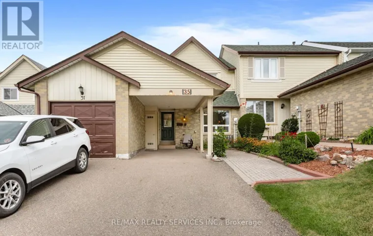 35 SPARKLETT CRESCENT, Brampton (Heart Lake East), Ontario L6Z1M7