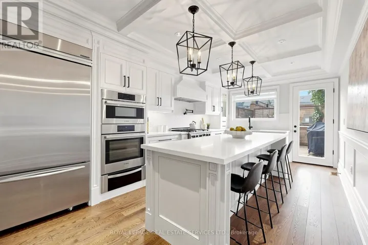 7 SELLERS AVENUE, Toronto (Corso Italia-Davenport), Ontario M6E3T4