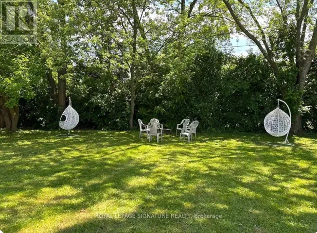 1350 REBECCA STREET, Oakville (SW Southwest), Ontario L6L1Z4