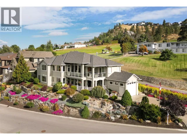 1095 Hume Avenue, Kelowna, British Columbia V1P1P2