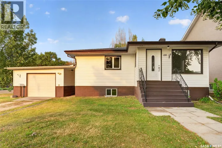 2501 Kelvin AVENUE, Saskatoon, Saskatchewan S7J0T6