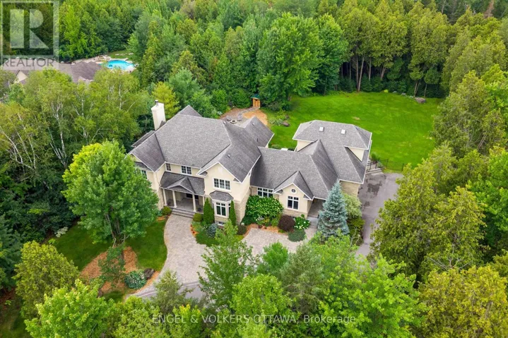 1408 BLACKHORSE COURT, Ottawa, Ontario K4M0A6