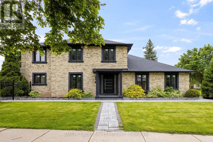 2535 ROBIN DRIVE, Mississauga (Sheridan), Ontario L5K2G2