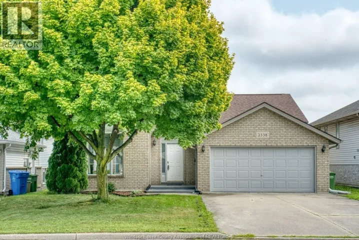 2338 Northway AVENUE, Windsor, Ontario N9E4N6