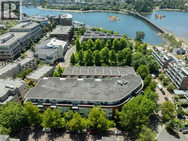 201 380 Waterfront Cres, Victoria, British Columbia V8T5K3