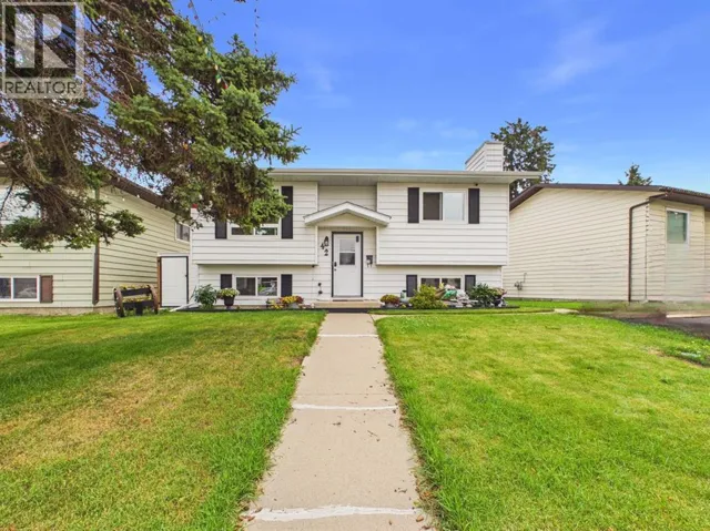42 Greenham Drive, Red Deer, Alberta T4P2X4
