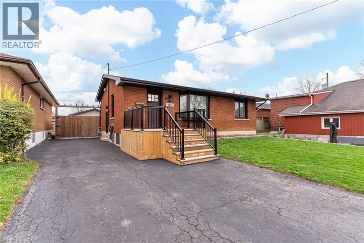 185 DESCHENE Avenue, Hamilton, Ontario L9A3K3