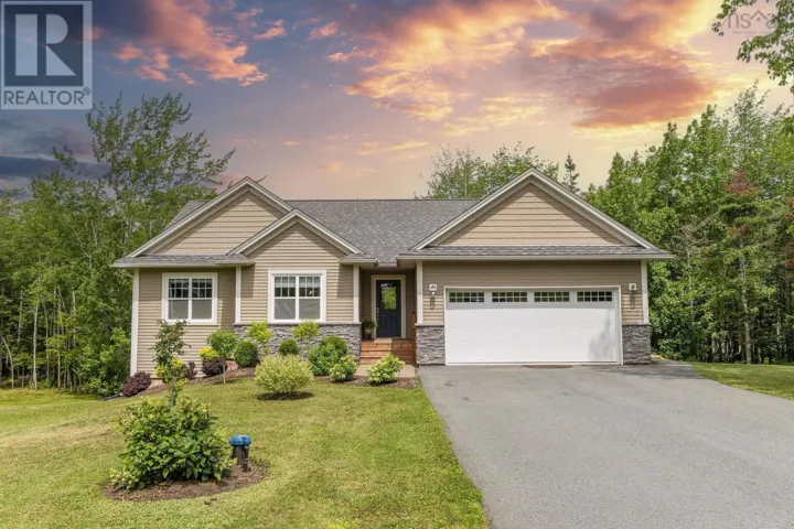 38 Coulter Crescent, Oakfield, Nova Scotia B2T0N4