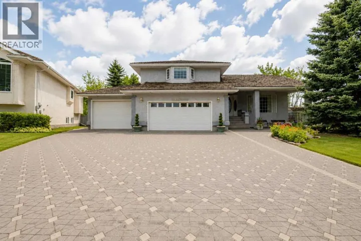 11810 91B Street, Grande Prairie, Alberta T8X1J1