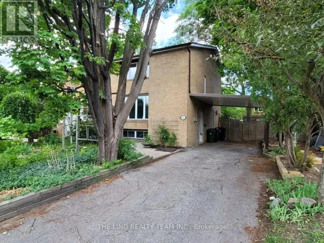 95 OVERLAND DRIVE, Toronto (Banbury-Don Mills), Ontario M3C2C3