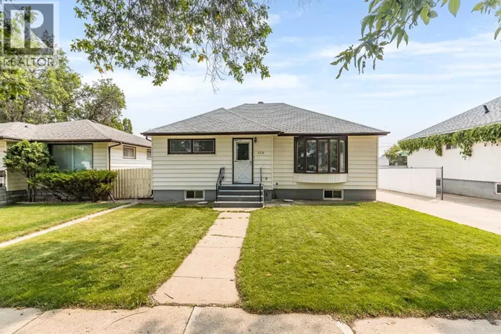 109 4 Street SE, Medicine Hat, Alberta T1A0J7