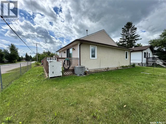 1803 14th STREET W, Prince Albert, Saskatchewan S6V3N9