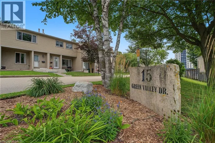 15 GREEN VALLEY Drive Unit# 1, Kitchener, Ontario N2P1K7