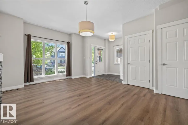 356 Pioneer RD, Spruce Grove, Alberta T7X0T1