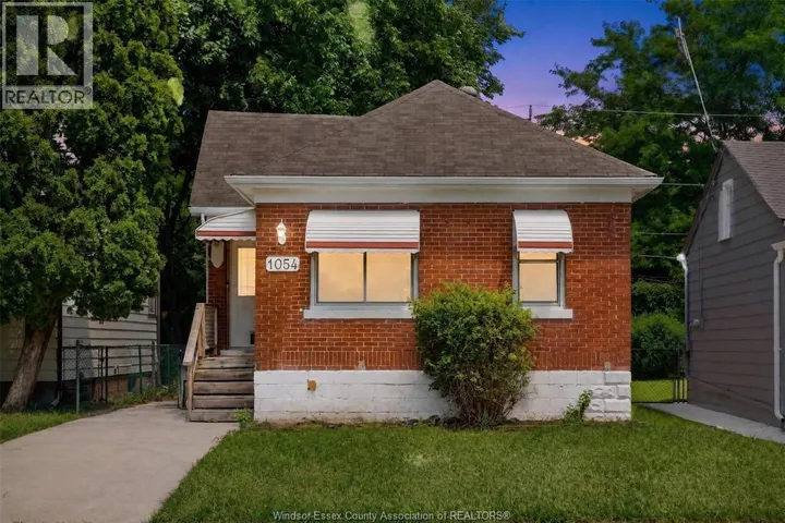 1054 Josephine, Windsor, Ontario N9B2L5