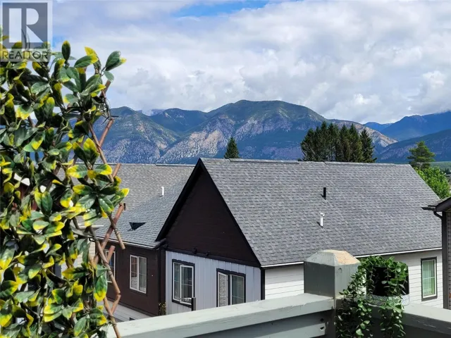 619 10th Avenue, Invermere, British Columbia V0A1K0