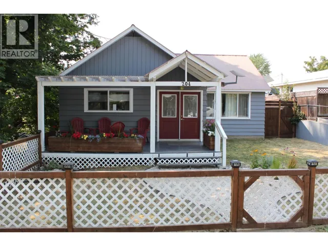 204A 5th Avenue NW, Nakusp, British Columbia V0G1R0