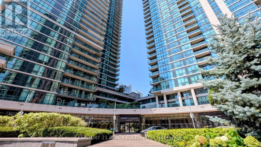 1303 - 33 BAY STREET, Toronto (Waterfront Communities), Ontario M5J2Z3